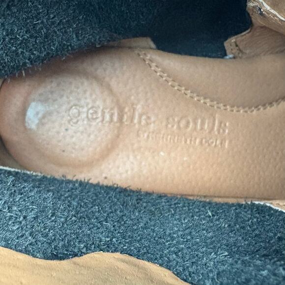 Gentle Souls by Kenneth Cole Binta Slit Moto Bootie 2 Black Leather Size 6.5 - Picture 8 of 10